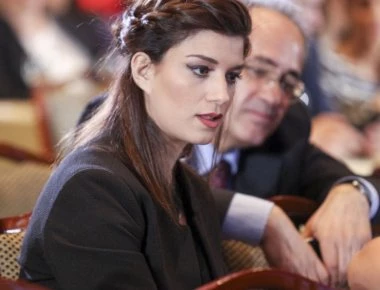 Ποια είναι η νέα 30χρονη υφυπουργός Μακεδονίας-Θράκης;